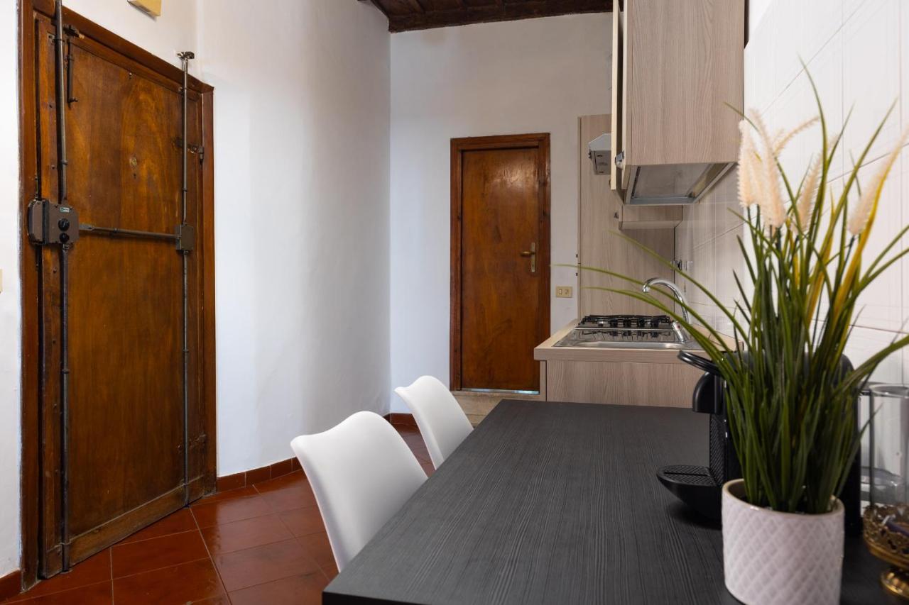 Navona Open Space Aparthotel 4*